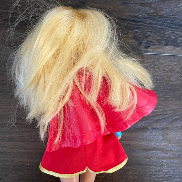 DC Comics Wonder Woman and Supergirl Dolls - Picture 7 of 9